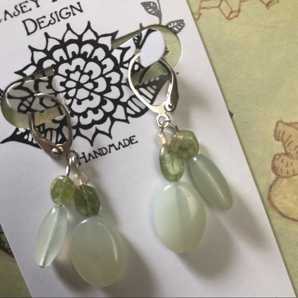 Easy Being Green Earrings - Picture 6 of 7